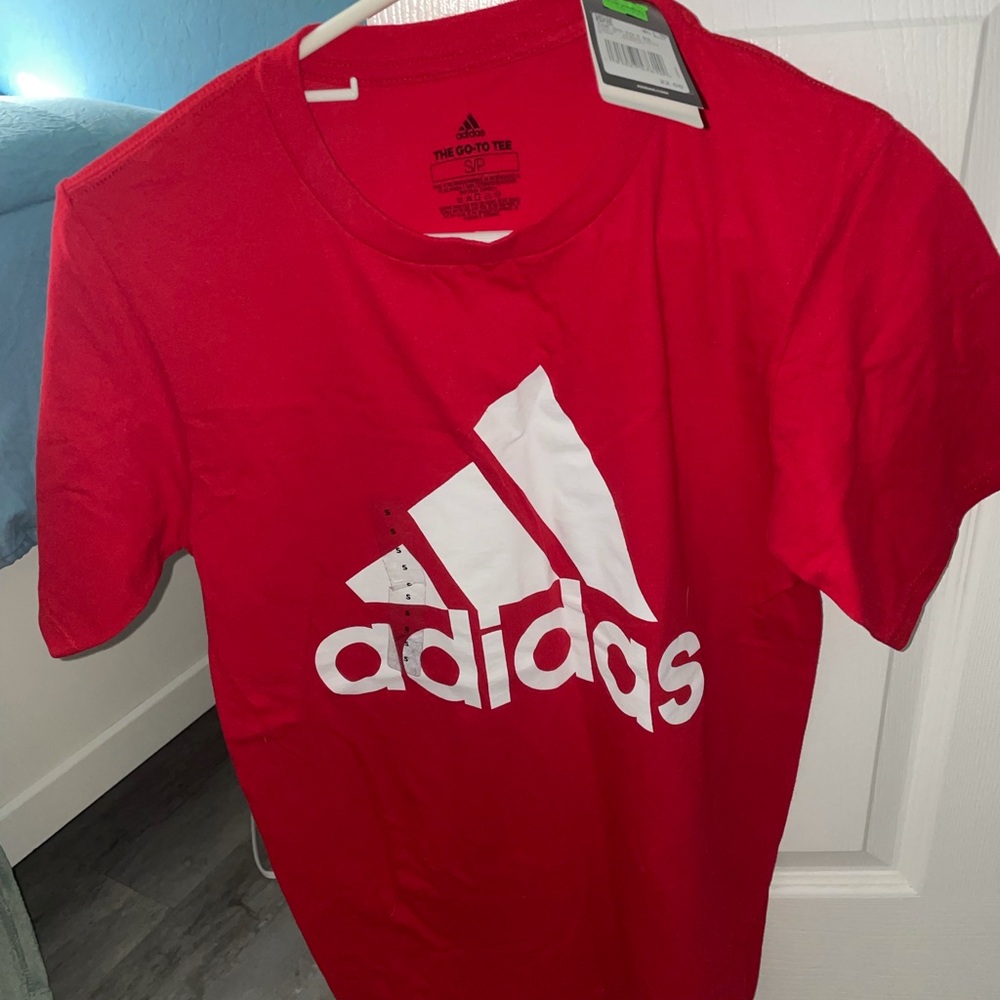 Adidas t shirt